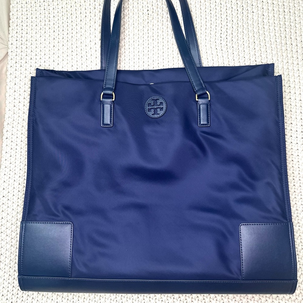 Tory Burch Large Ella Nylon Tote Bag in Navy 👜 — FREE 🆓 Shipping!
